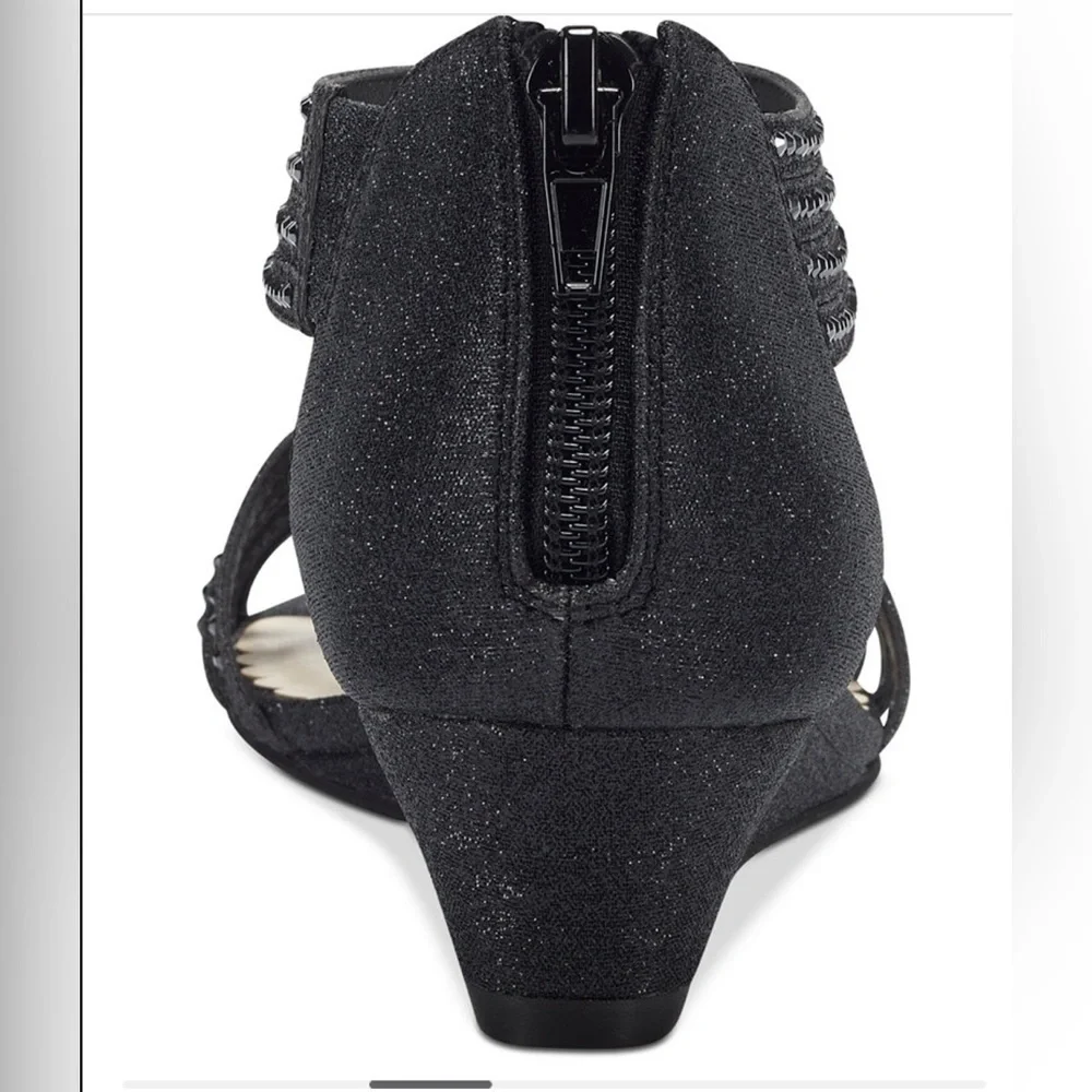 Ginifur Wedge Sandals,